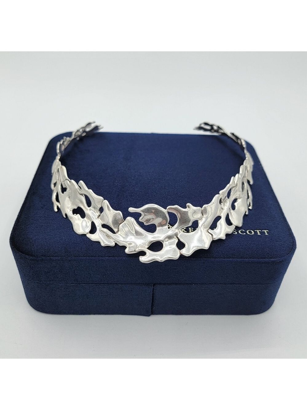 Kendra Scott Savannah Collar Necklace NEW Vintage Silver #2892